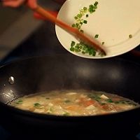 #中秋香聚 美味更圆满#中秋家宴主菜，爱尔兰面包蟹：蟹粉豆腐的做法图解8